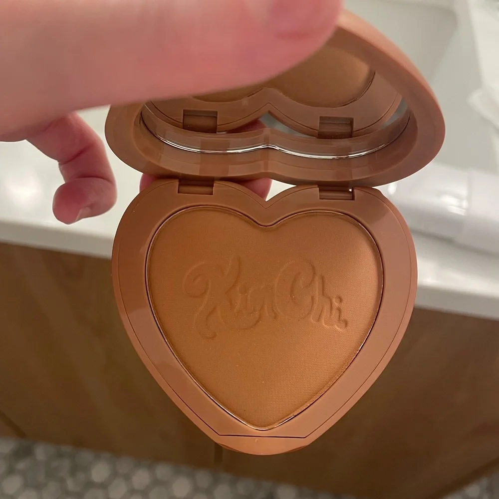 Kim Chi Chick Bronzer